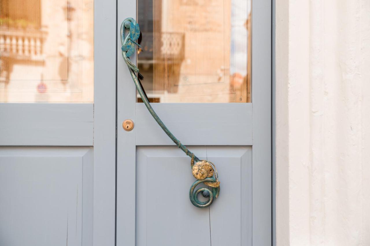 Litium 3 Bed and Breakfast Λέτσε Εξωτερικό φωτογραφία
